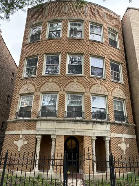 6307 N Talman Ave, Chicago, IL 60659