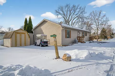 194 Fossil Cove Ln, Wilmington, IL 60481