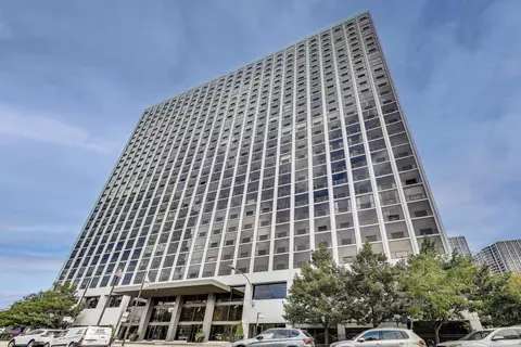 4343 N Clarendon Ave #1315, Chicago, IL 60613