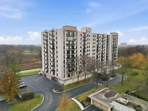 190 S Wood Dale Rd #1107, Wood Dale, IL 60191