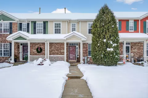 234 Longview Dr, Elgin, IL 60124