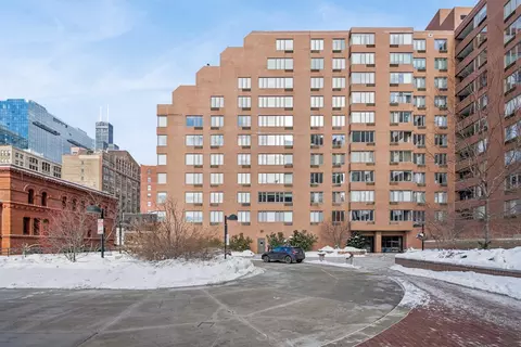801 S Plymouth Ave #415, Chicago, IL 60605