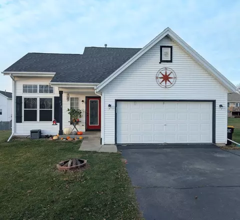 510 Berglund Rd, Pecatonica, IL 61063