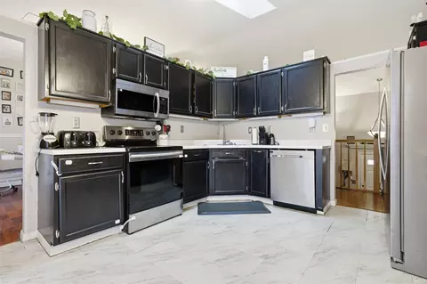 Kitchen - 901 Charlotte Dr, Normal, IL 61761 photo 4 of 4