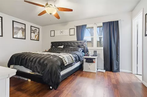 Bedroom - 901 Charlotte Dr, Normal, IL 61761 photo 3 of 7