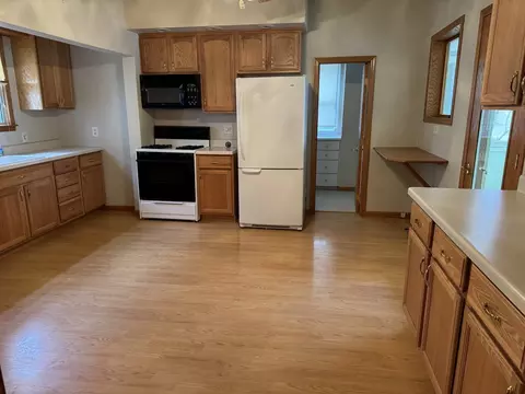 119 E 2nd St, Spring Valley, IL 61362 photo 5