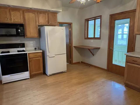 119 E 2nd St, Spring Valley, IL 61362 photo 6