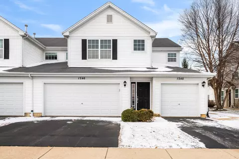 1246 Chesterton Dr #2, Volo, IL 60020