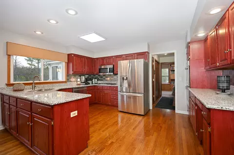 710 Braewood Dr, Algonquin, IL 60102 photo 11