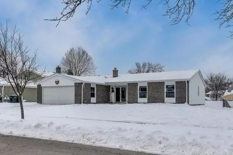 632 Independence Ave, Westmont, IL 60559