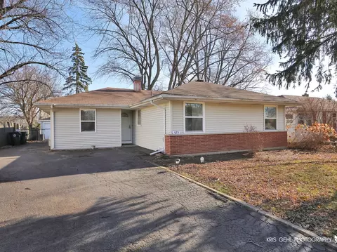 623 Kenilworth St, Grayslake, IL 60030