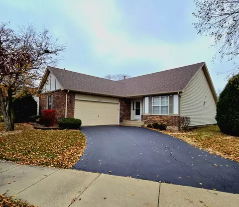 21019 W Hazelnut Ln, Plainfield, IL 60544