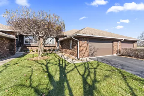 8918 Clearview Dr, Orland Park, IL 60462