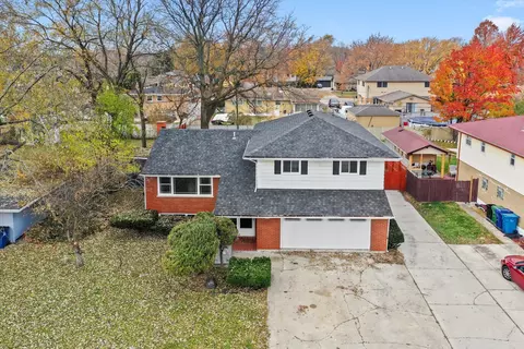 9254 Austin Ave, Oak Lawn, IL 60453