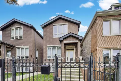 1045 W 34th Pl, Chicago, IL 60608