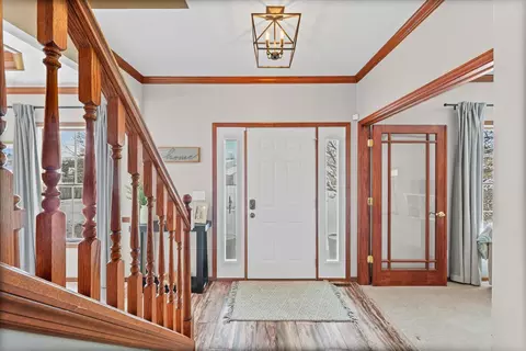 3 Earls Ct, Bloomington, IL 61704 photo 5