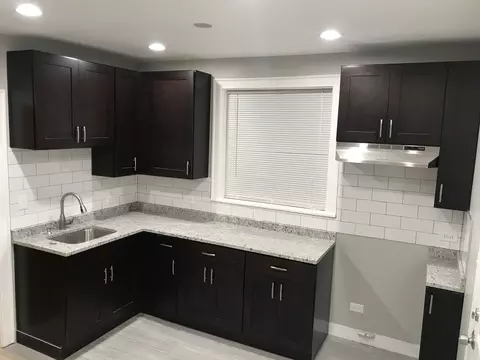 5526 N Artesian Ave, Chicago, IL 60625 photo 14