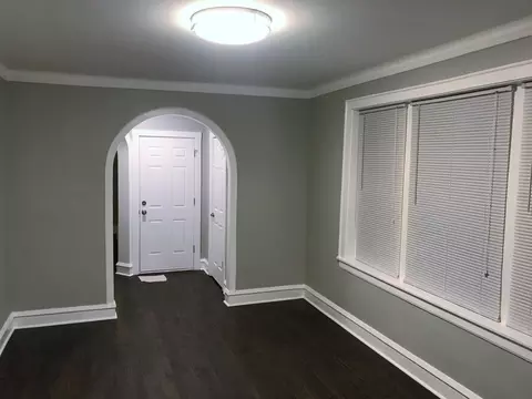 5526 N Artesian Ave, Chicago, IL 60625 photo 11