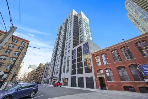 435 W Erie St #1308, Chicago, IL 60654