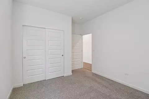 Bedroom - 1128 Bluebell Ln, Bartlett, IL 60103 photo 4 of 7