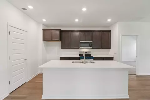 Kitchen - 1128 Bluebell Ln, Bartlett, IL 60103 photo 4 of 4