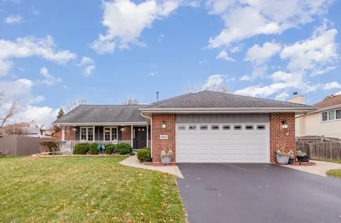 16517 Spangler Rd, Plainfield, IL 60586