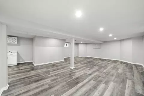 11009 S Normal Ave, Chicago, IL 60628 photo 28