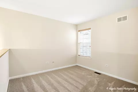 304 Whitaker Trl #2-4, Mchenry, IL 60050 photo 17