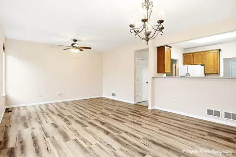 304 Whitaker Trl #2-4, Mchenry, IL 60050 photo 10