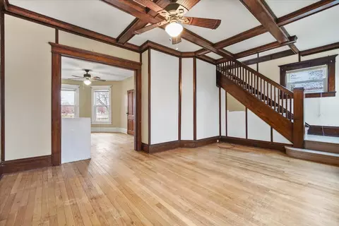 Living - 602 Sheridan St, Chenoa, IL 61726 photo 4 of 8