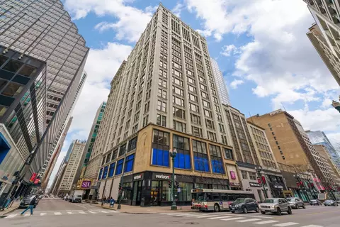 8 W Monroe St #907, Chicago, IL 60603