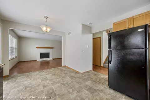 Living - 4798 W Lilac Ave, Monee, IL 60449 photo 5 of 9