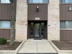 4424 Arbor Cir #3, Downers Grove, IL 60515