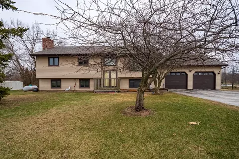 22149 N 825 E, Carlock, IL 61725