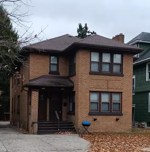 1023 N Court St, Rockford, IL 61103