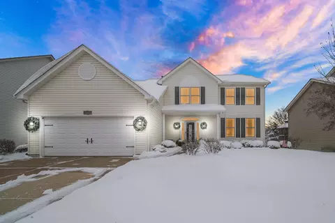 1008 Asbury Dr, Aurora, IL 60502