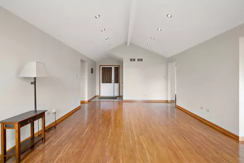 6910 Manchester Dr, Plainfield, IL 60586 photo 8