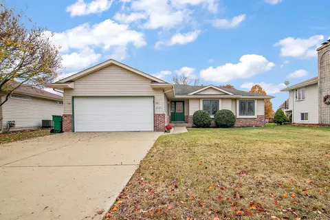 6910 Manchester Dr, Plainfield, IL 60586 photo 4