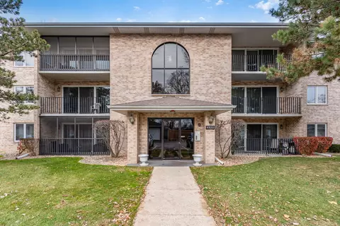 4920 W 134th Ct #207, Crestwood, IL 60418