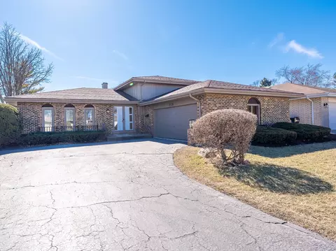 239 E 165th St, South Holland, IL 60473