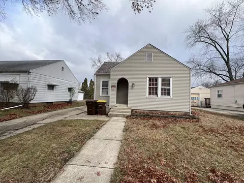 2923 Kenmore Ave, Rockford, IL 61101