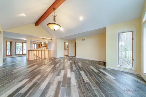 Living - 14718 Marengo Rd, Union, IL 60180 photo 1 of 1