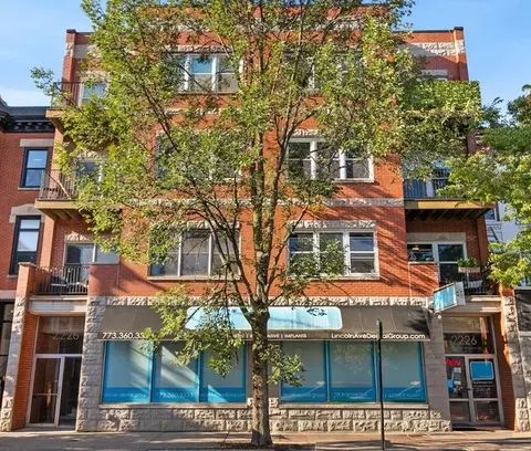 2226 N Lincoln Ave #3A, Chicago, IL 60614