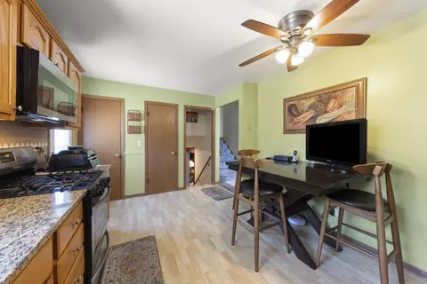Entry Way - 5628 W Hawthorne Ave, Berkeley, IL 60163 photo 1 of 1