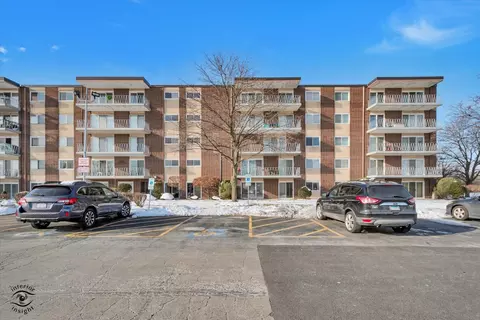 2900 Maple Ave #22A, Downers Grove, IL 60515