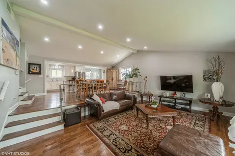 Living - 1049 Peace Dr, Wheeling, IL 60090 photo 1 of 4