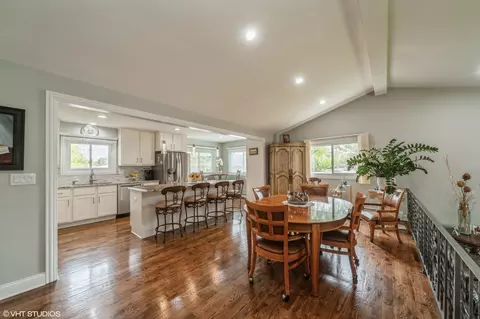 Dining - 1049 Peace Dr, Wheeling, IL 60090 photo 2 of 3