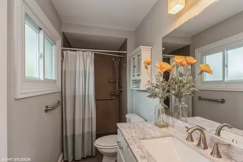 Bath - 1049 Peace Dr, Wheeling, IL 60090 photo 1 of 3
