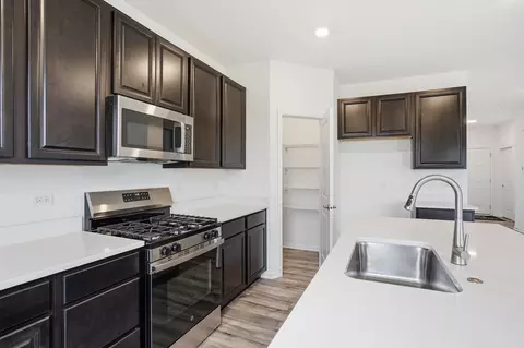 Kitchen - 357 Danforth Dr, Oswego, IL 60543 photo 3 of 3