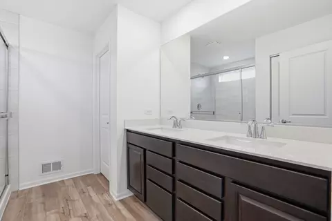 Bath - 357 Danforth Dr, Oswego, IL 60543 photo 1 of 2
